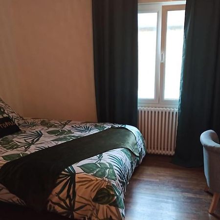 Petite Maison De Bourg Proche A84 Ducey-Les Cheris Buitenkant foto
