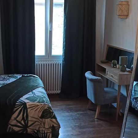 Petite Maison De Bourg Proche A84 Ducey-Les Cheris Buitenkant foto
